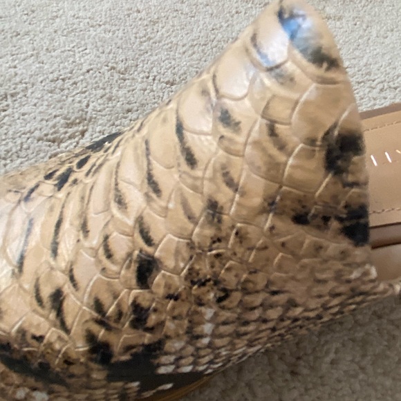 Gibson Latimer snake slip on mules - Picture 6 of 6